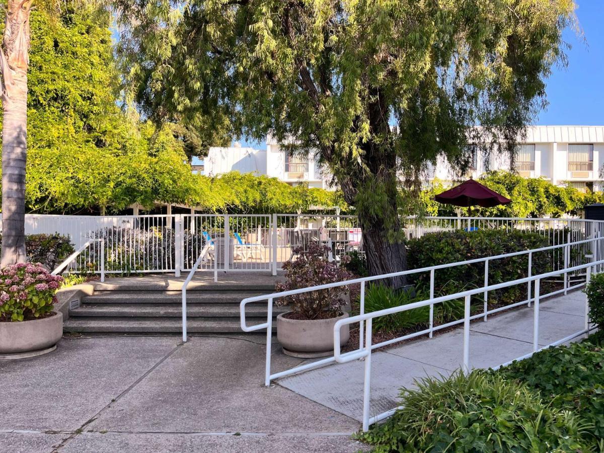 Studio 6 Belmont, Ca San Francisco Redwood ภายนอก รูปภาพ
